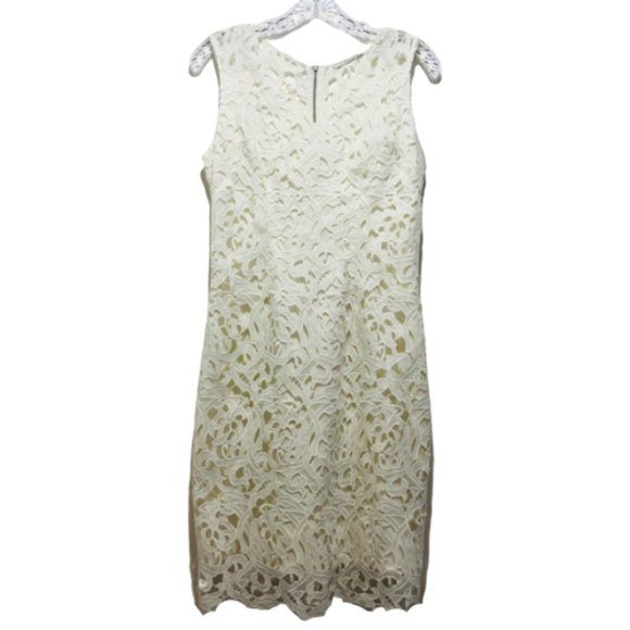T TAHARI | Kimber Lace Overlay Shift Dress - Picture 2 of 8